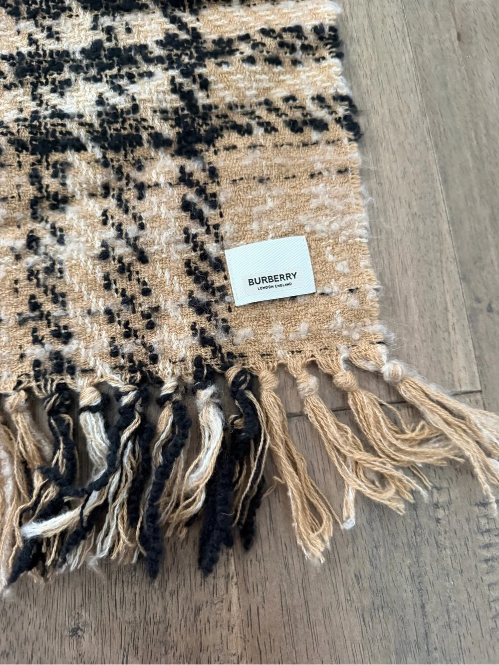 Burberry scarf cashmere,silk and alpaca wool